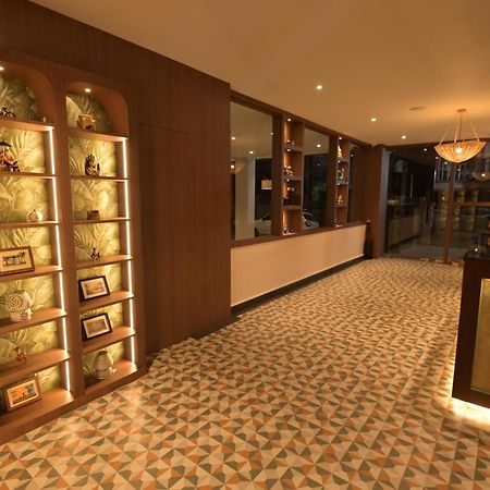 The Dibrugarh Address Hotell Exteriör bild