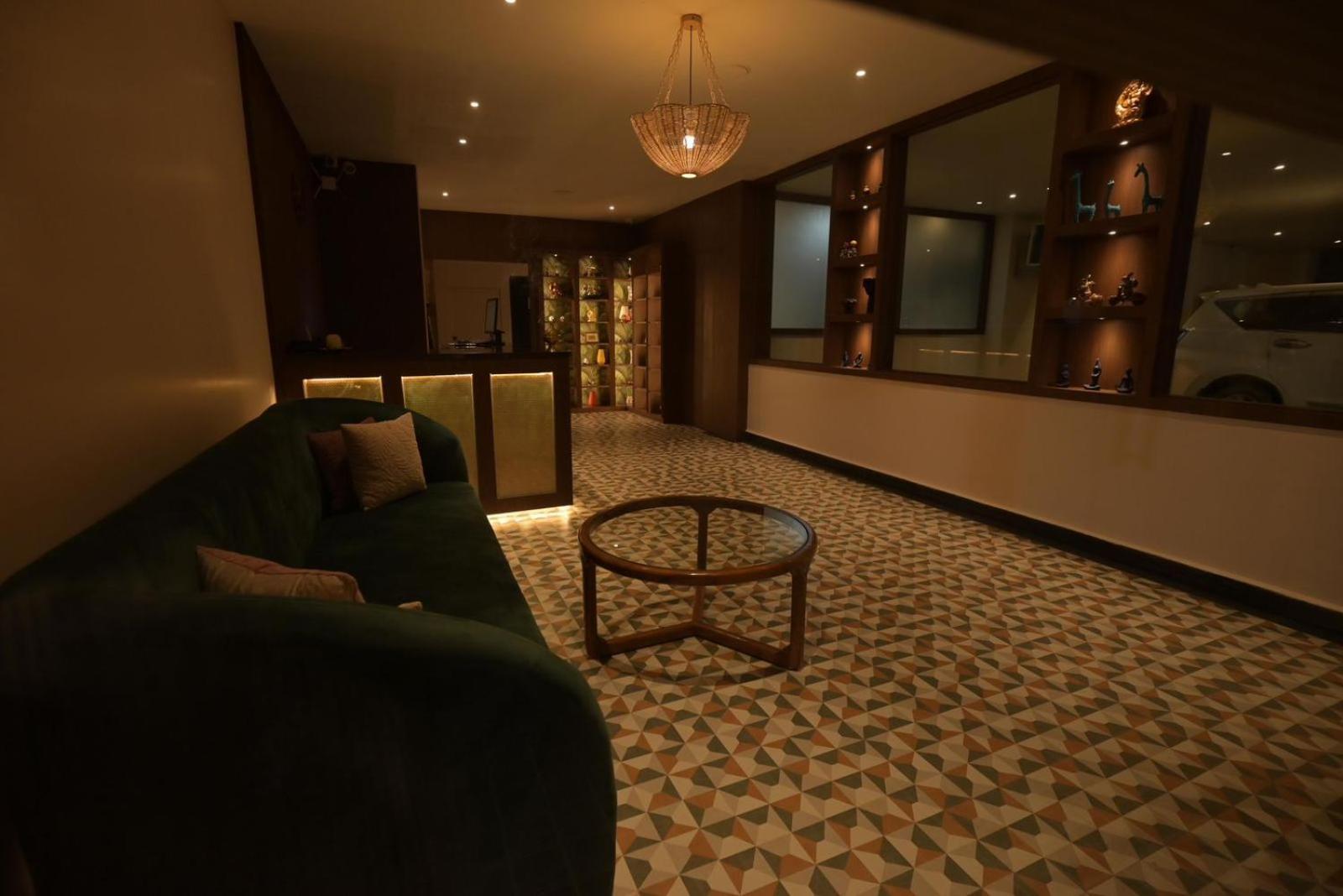 The Dibrugarh Address Hotell Exteriör bild