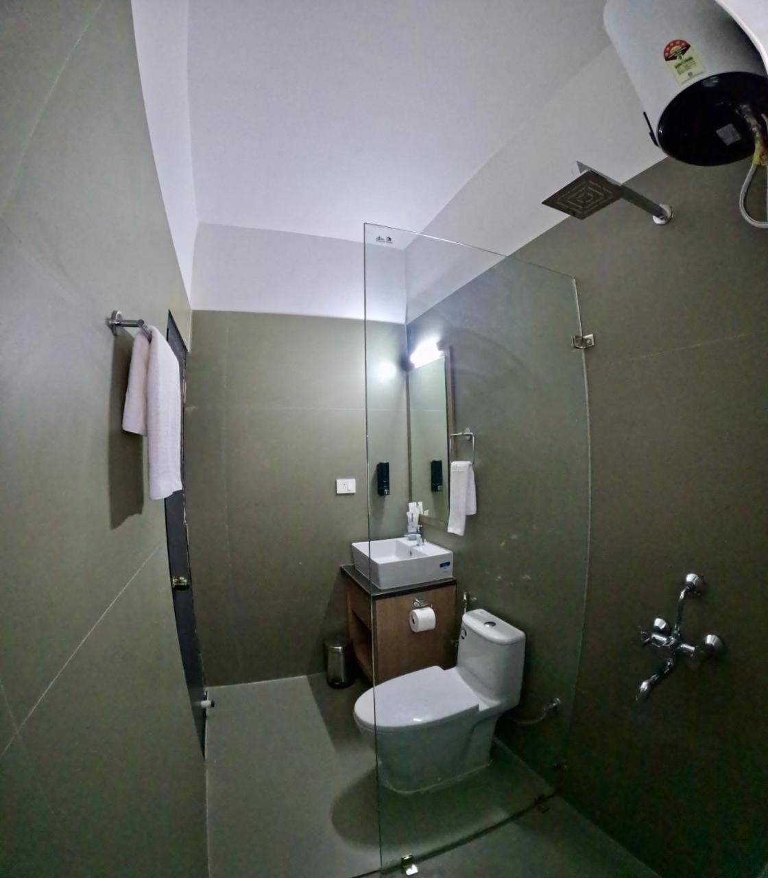 The Dibrugarh Address Hotell Exteriör bild