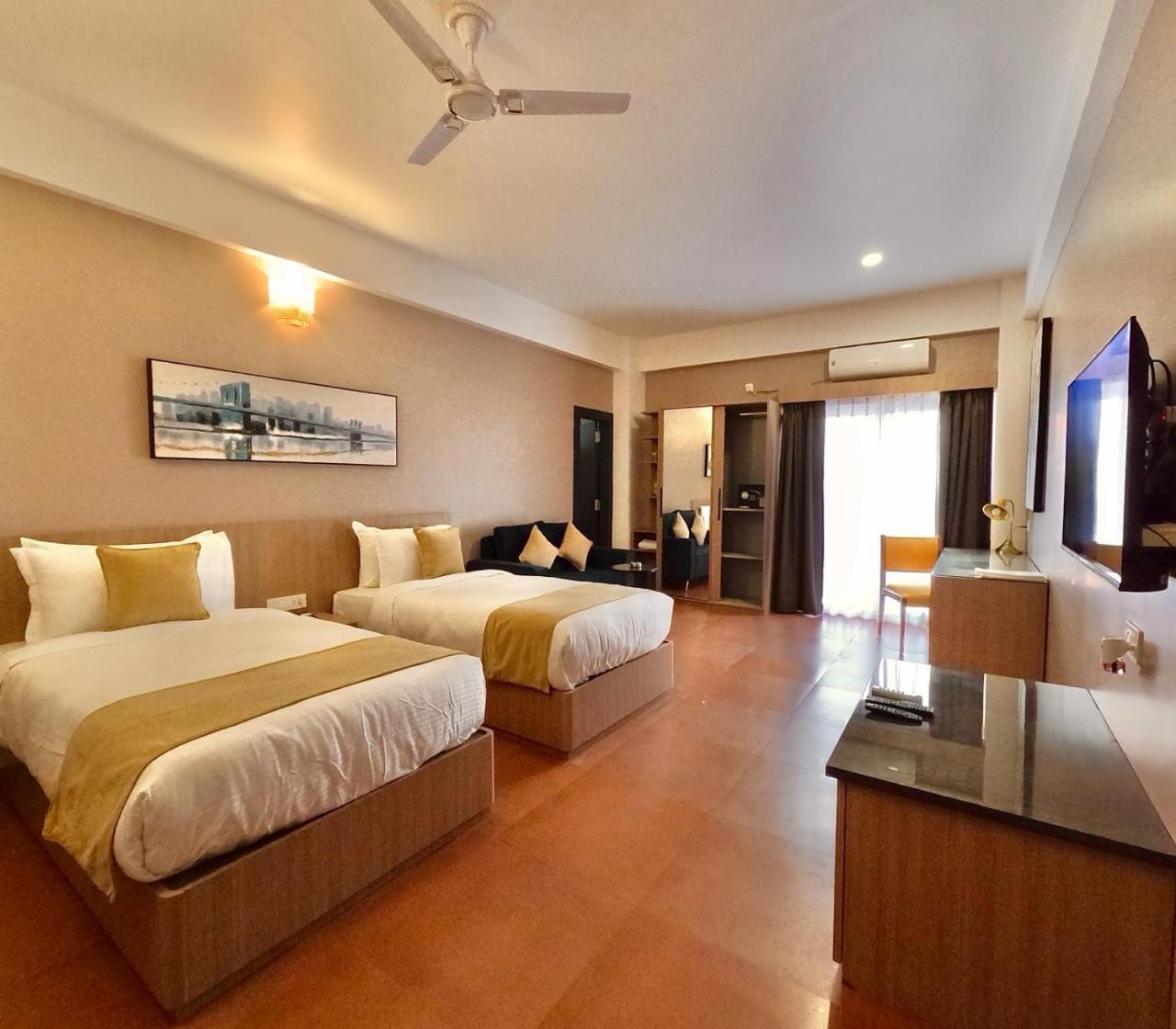 The Dibrugarh Address Hotell Exteriör bild